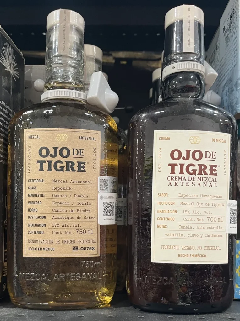 Mezcal Ojo de Tigre Joven, ensamble de agave Espadín y Tobalá.